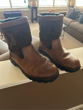 UGG | Shoes | Ugg Leighton Mens Chukka Boots Brown Leather  display picture 1
